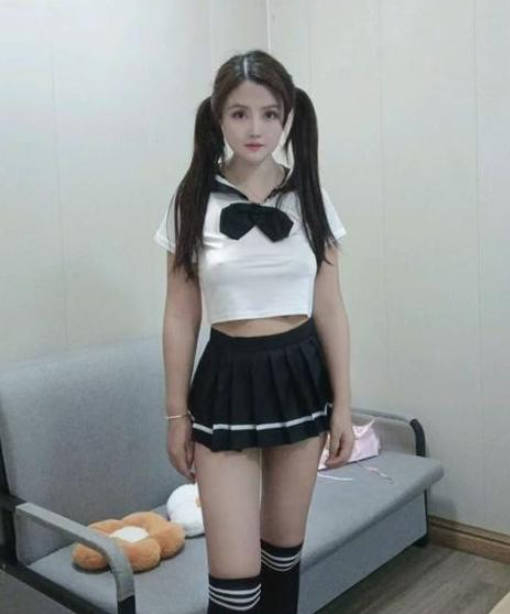 宝安性感李一桐上门