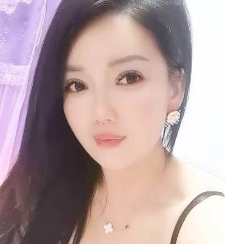 长宁区实惠丰润肥臀大奶熟女