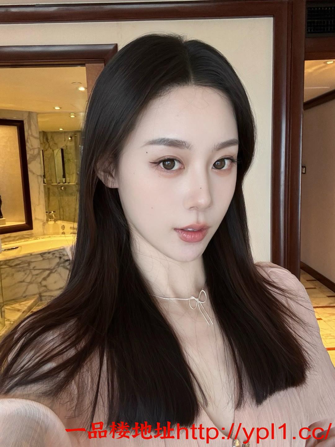 御姐类型性格温柔会聊天高素质