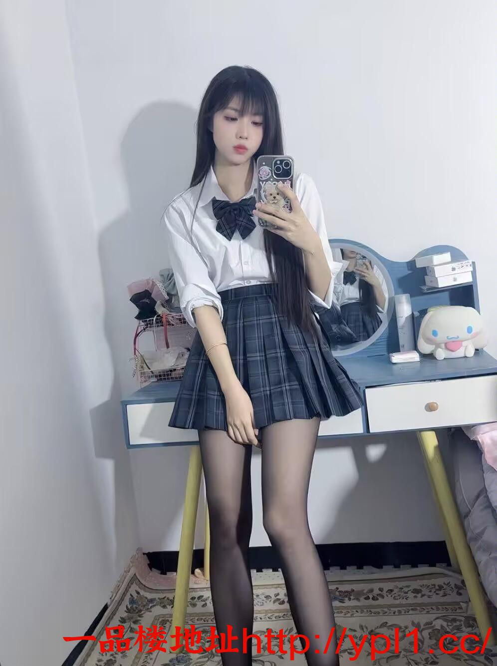 抱操骚浪妹妹插个爽，水多逼紧操的爽歪歪