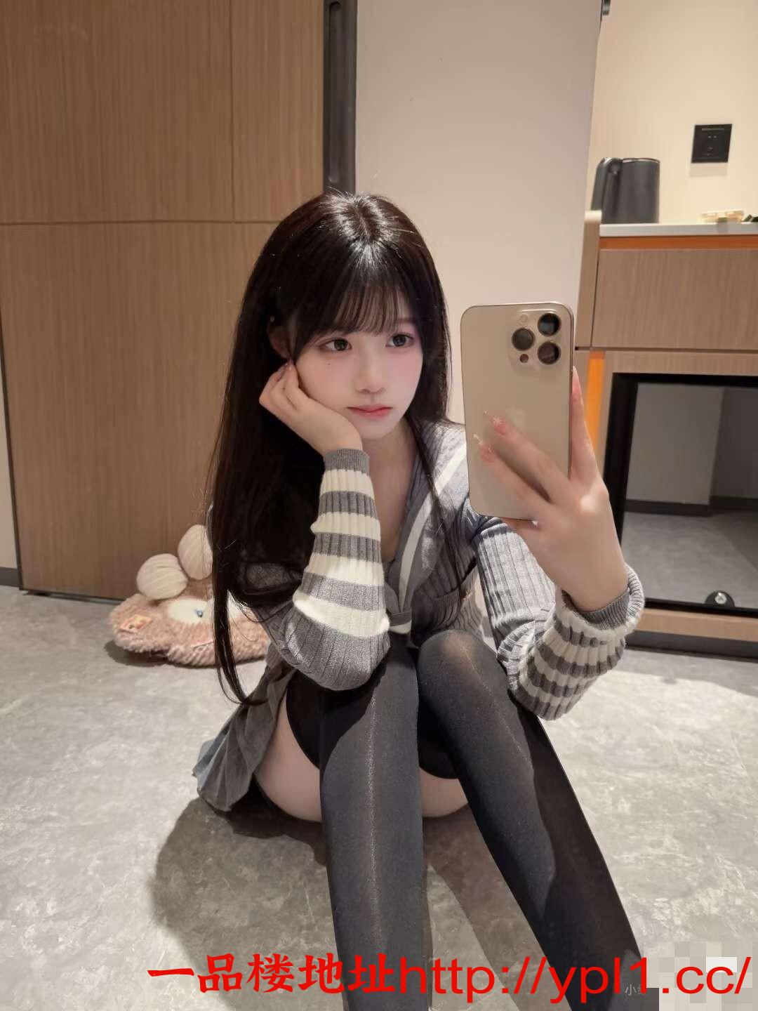 腰臀比完美的腰精，性感娇嫩妹妹