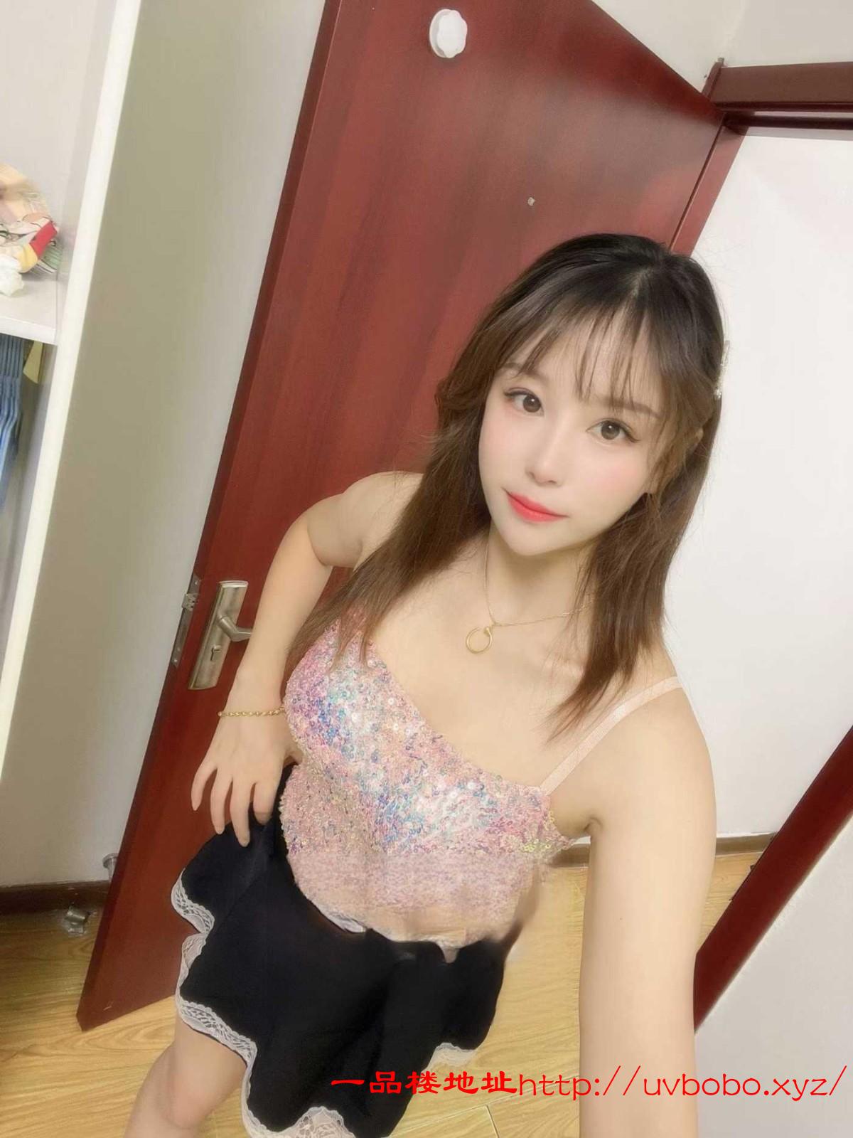 金水大奶炮架清清美女