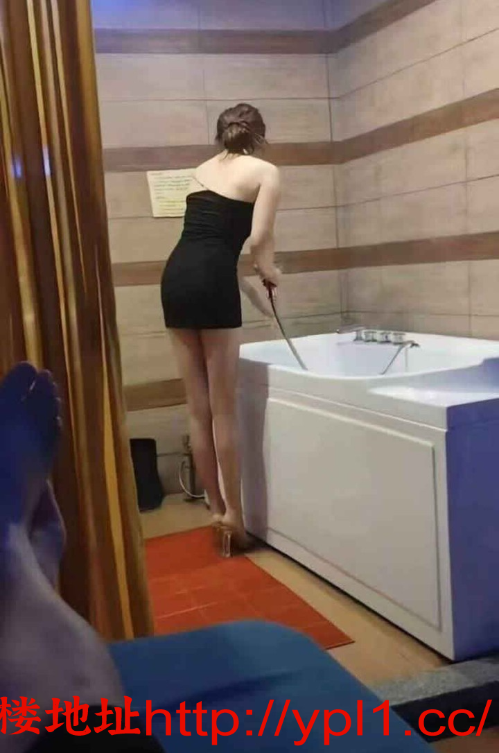 学生妹一条龙服务。