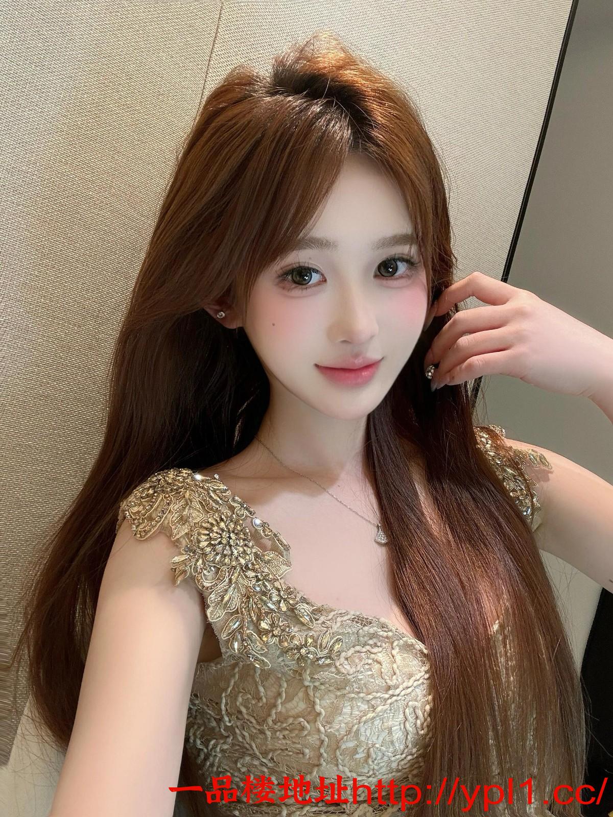 刚出道大胸粉鲍小妹会夹会叫会喷水