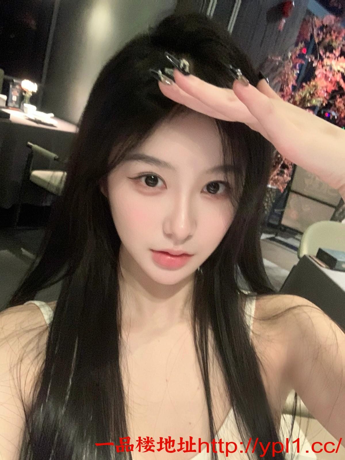 极品性感妖娆风骚尤物也能外出