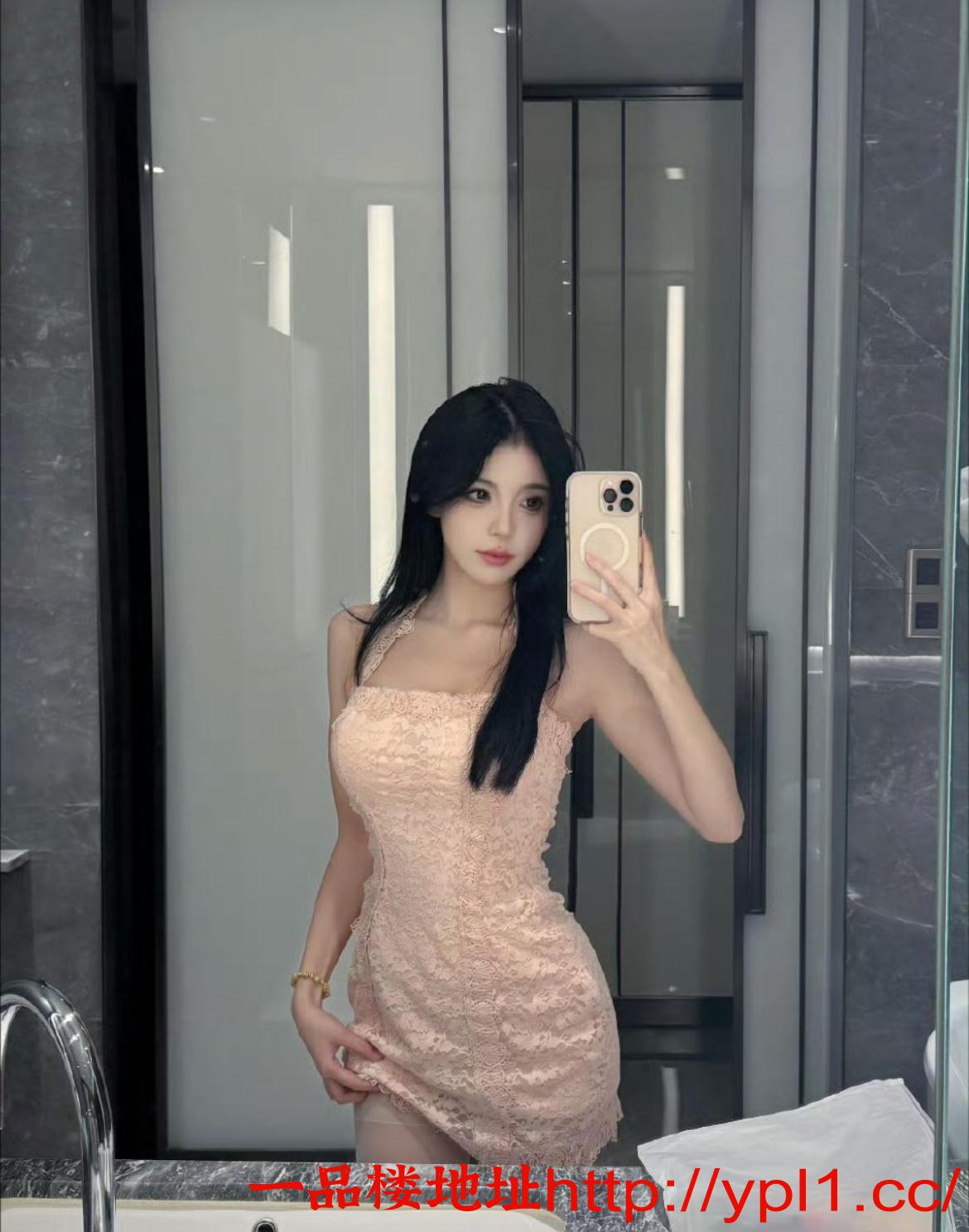 清纯高颜值性感御姐00后