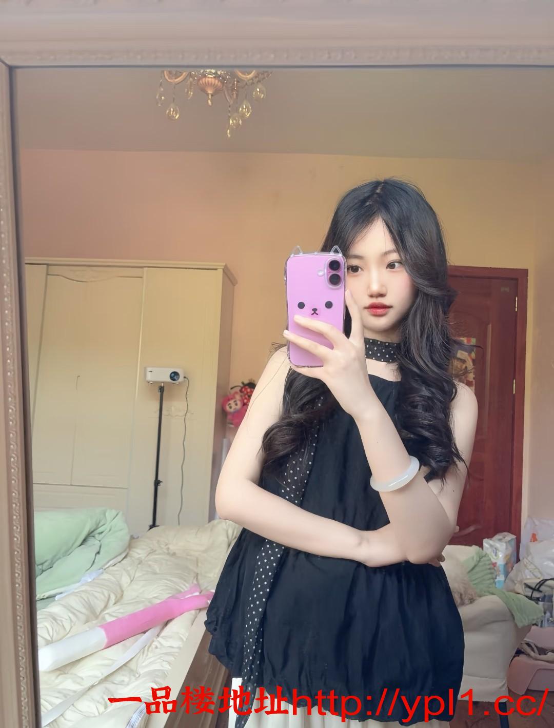 风骚御姐娇躯灵动十分诱人