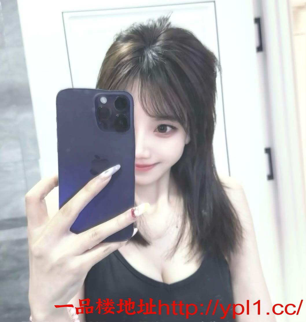 清纯甜妹敏感会喷水奶子粉