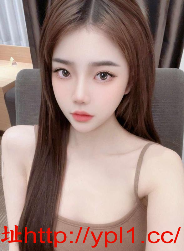 蜜桃臀大奶靓妹服务系