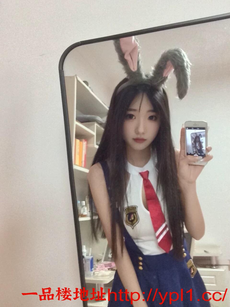 市女女爱穿丝贵在真实