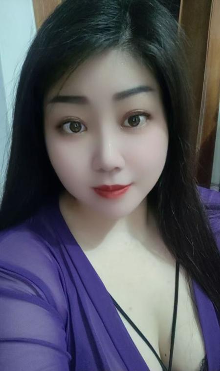 大胸薰衣草妹子