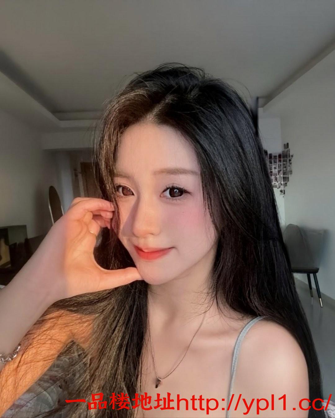 分享在校兼职学妹 极品身材肤白貌美粉嫩多汁会夹会舔体验感拉满(可外出)