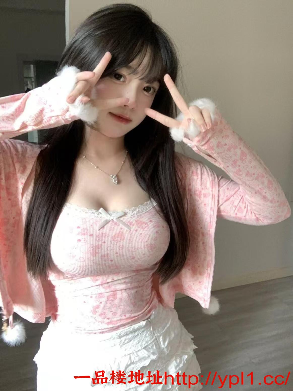 02年极品萝莉有房兼职