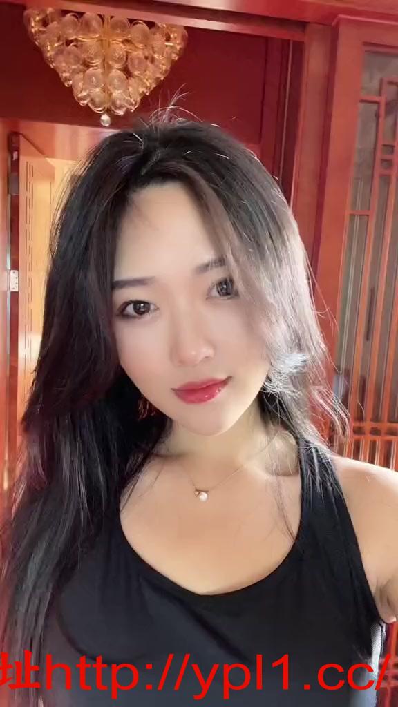 清纯高颜值性感御姐