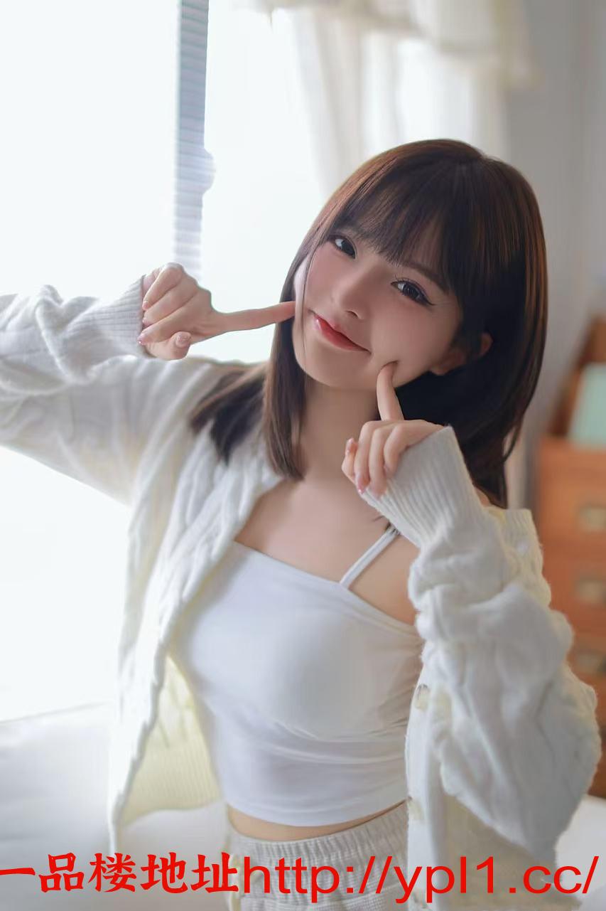 性感粉嫩小淫逼