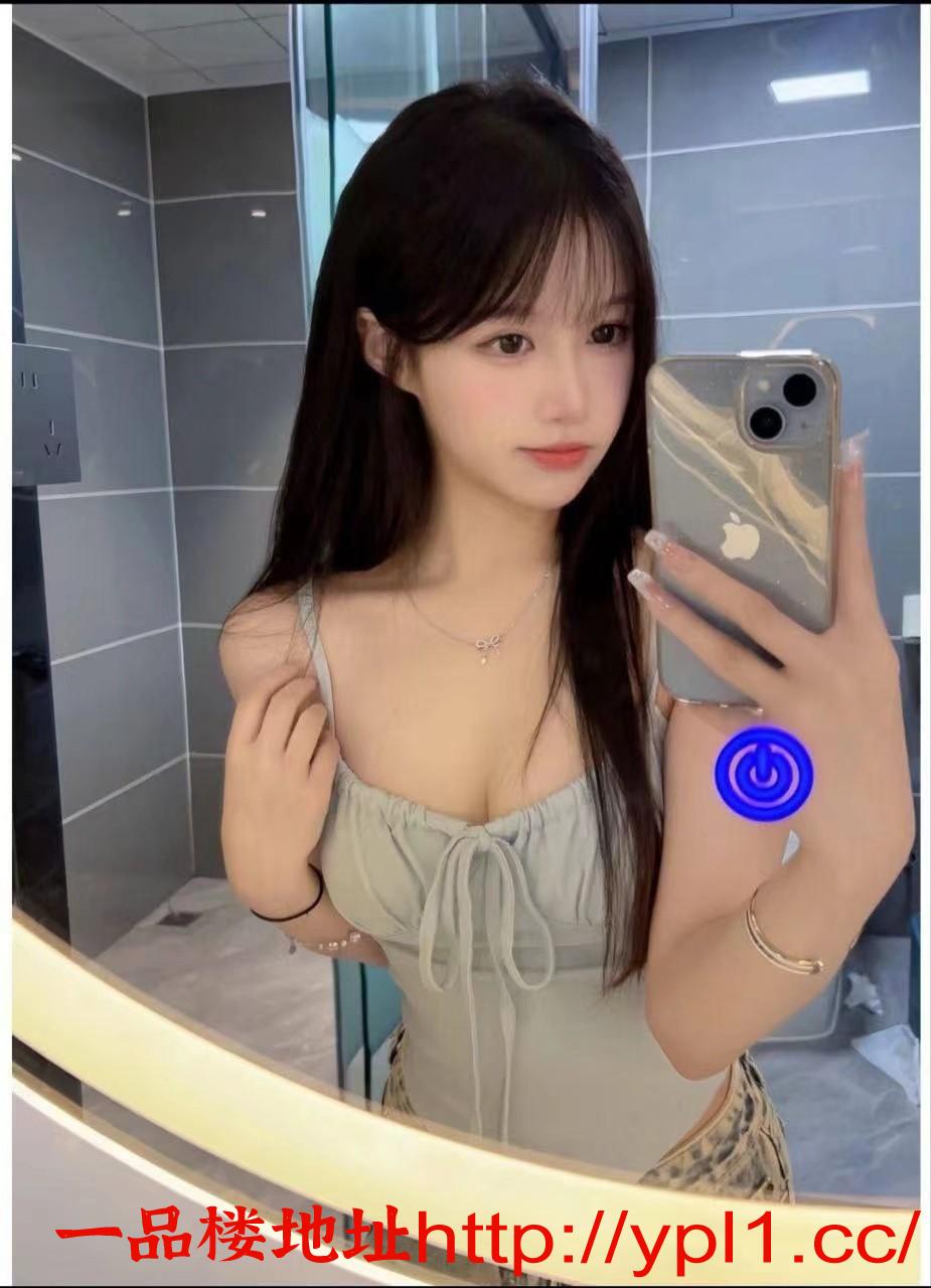 淫荡白嫩多汁够浪小姐姐