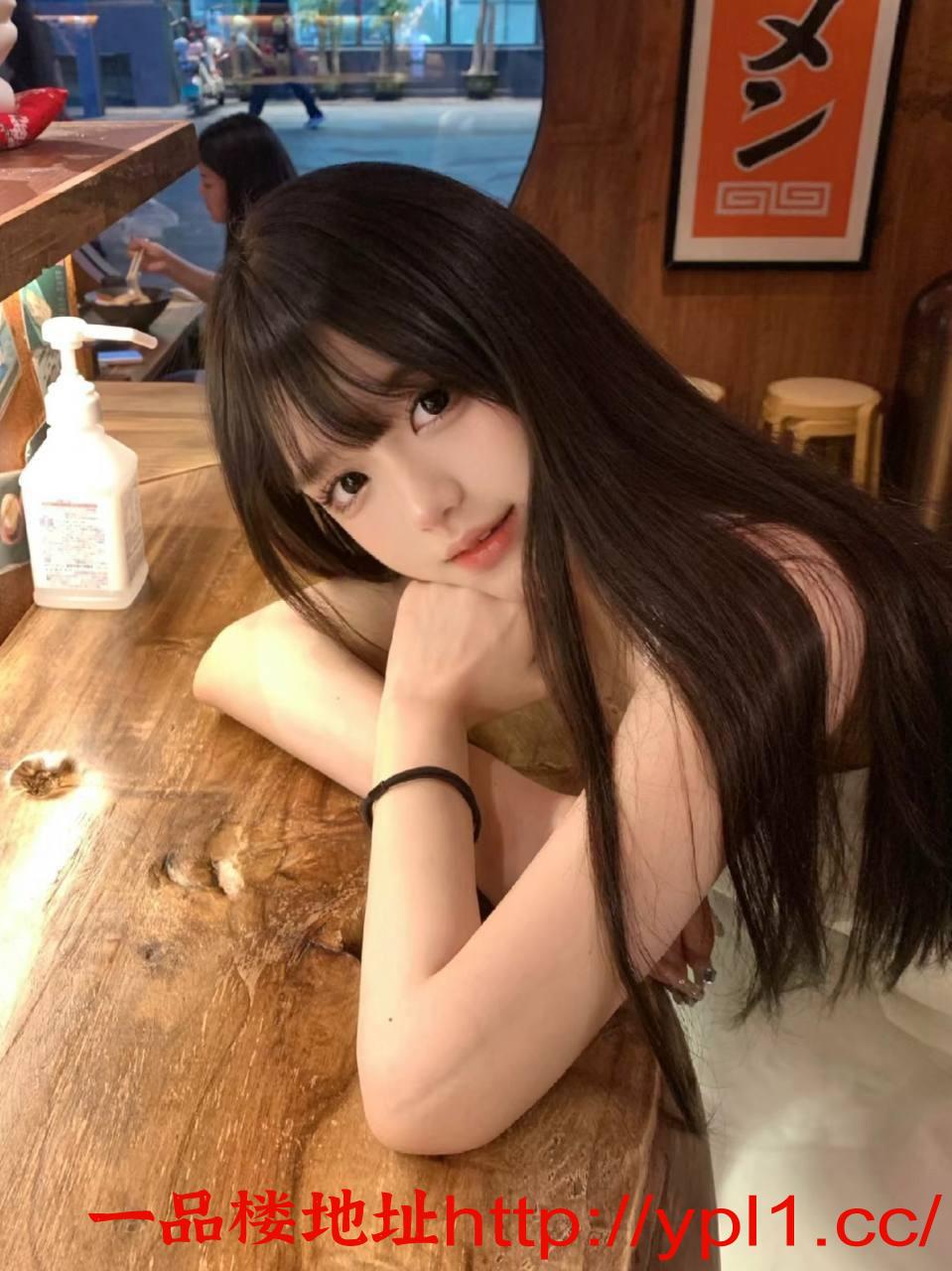 极品性感 骚妹活好 主动乖巧听话 兼职约炮