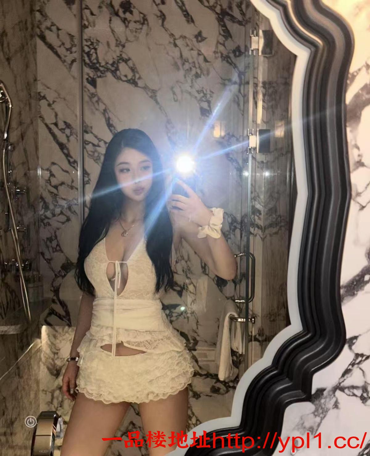 白净娇羞蝴蝶鲍鱼妹妹