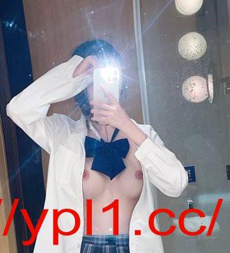 白云兼职的粉嫩性感小甜馨