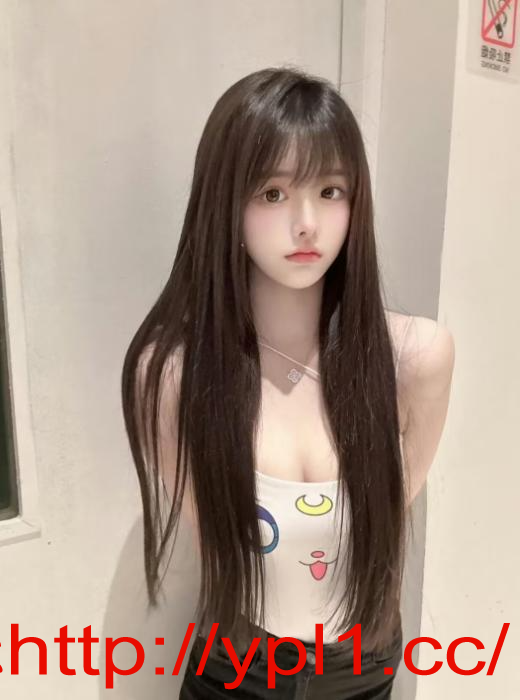 第一次找到颜值这么高身材这么好的大学生