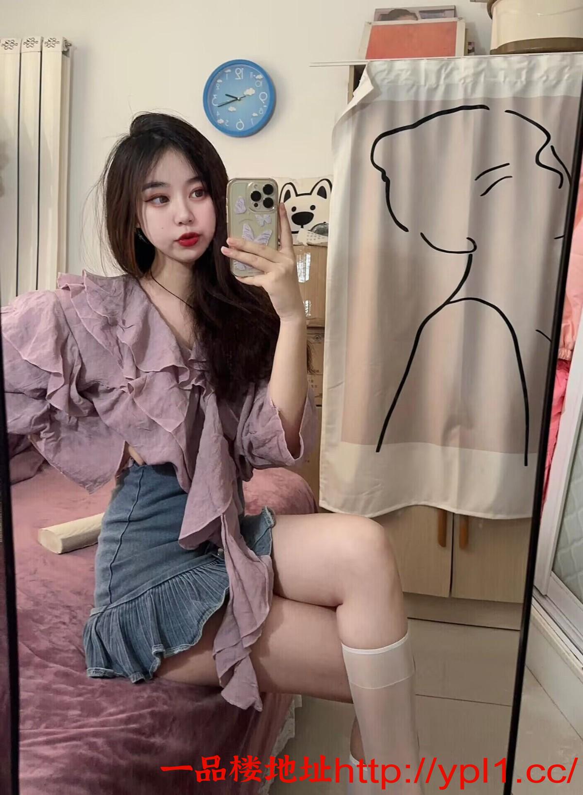 胸大粉嫩可爱水多小萝莉水多