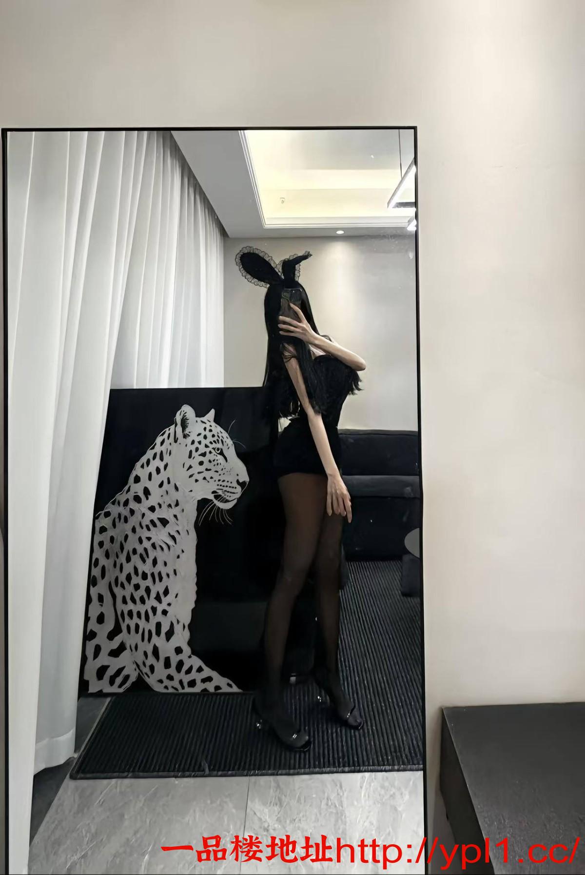 音乐老师妩媚多才，淫荡销魂