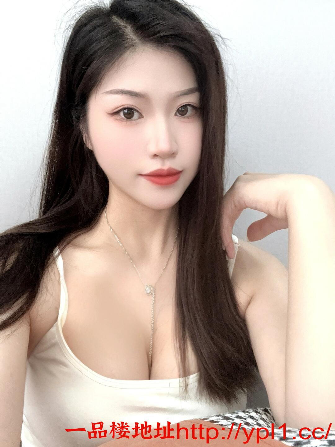 性感大奶妹妹翘臀优物