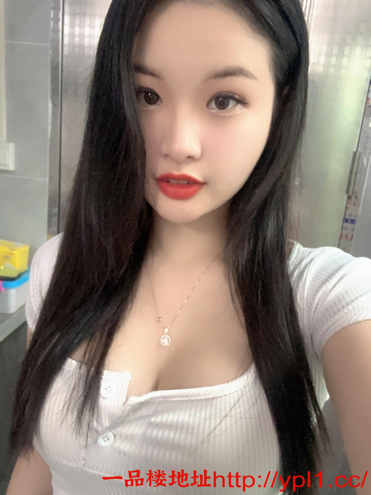 个人兼职粉嫩鲍鱼小迷妹（已验真人）