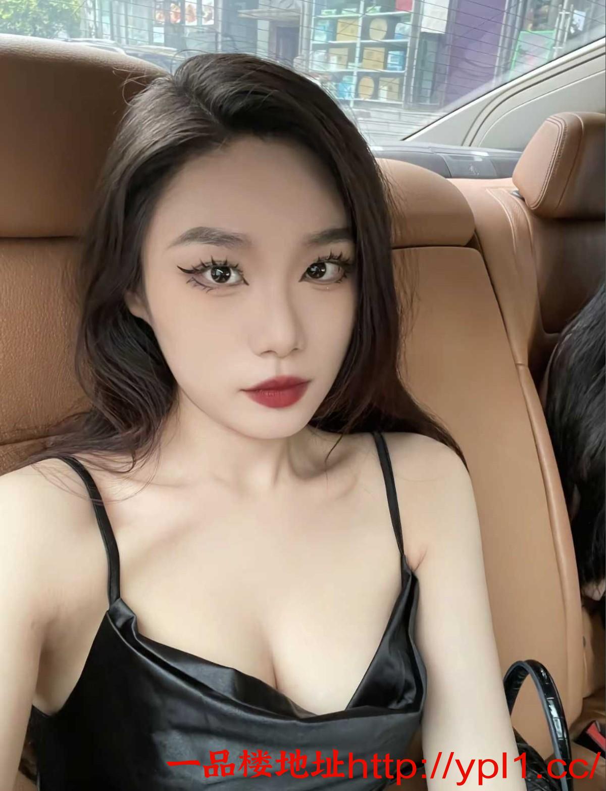 御姐皮肤白口活好还张着一张鲤鱼嘴特别会吸