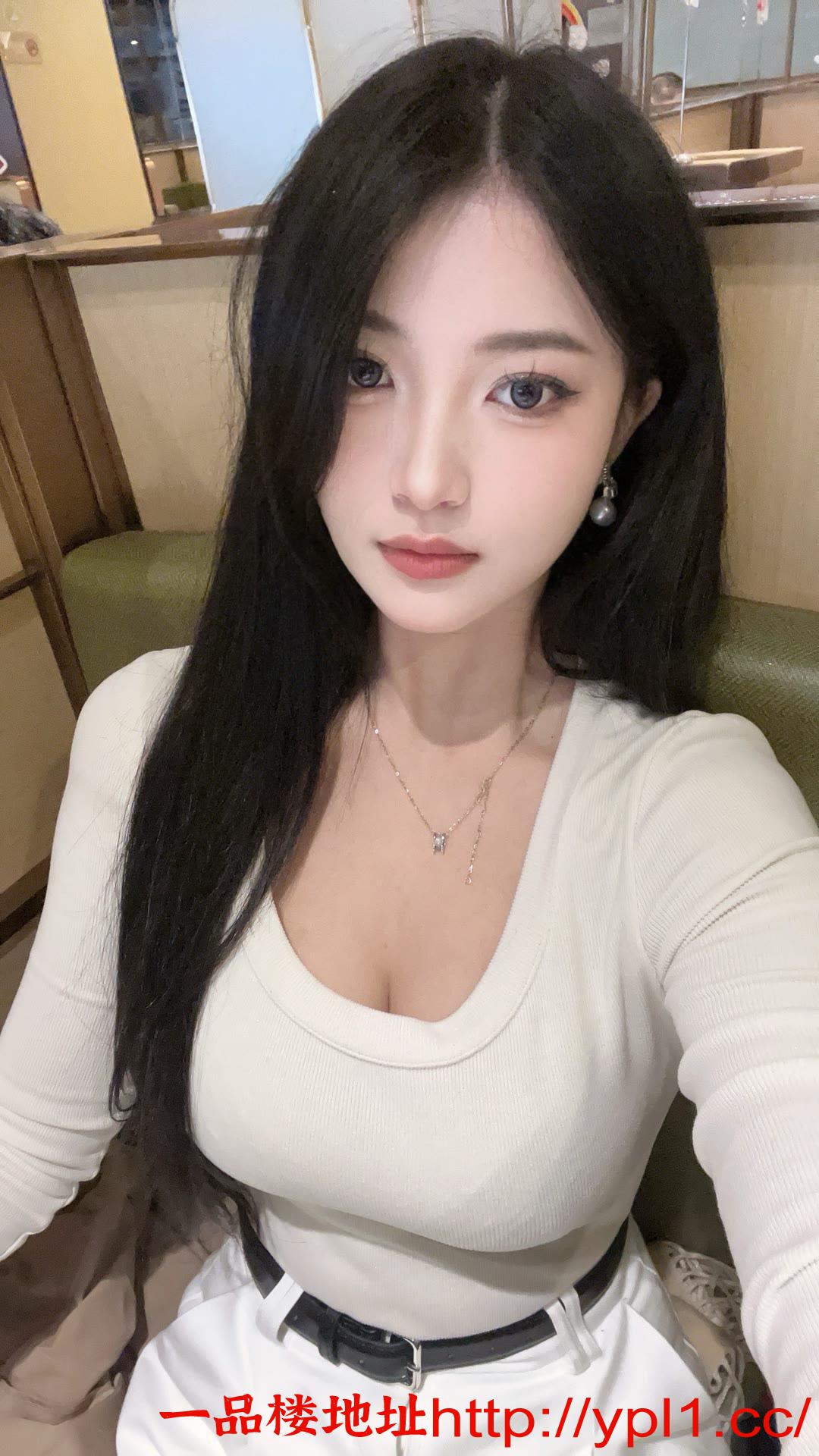 身材一流，性感御姐 人间极品水龙头