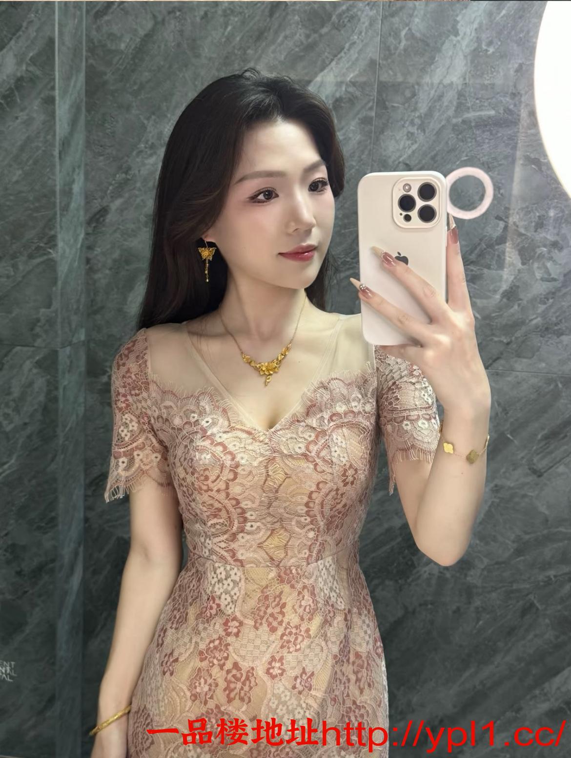 长的非常甜美系妹子 乘骑不错