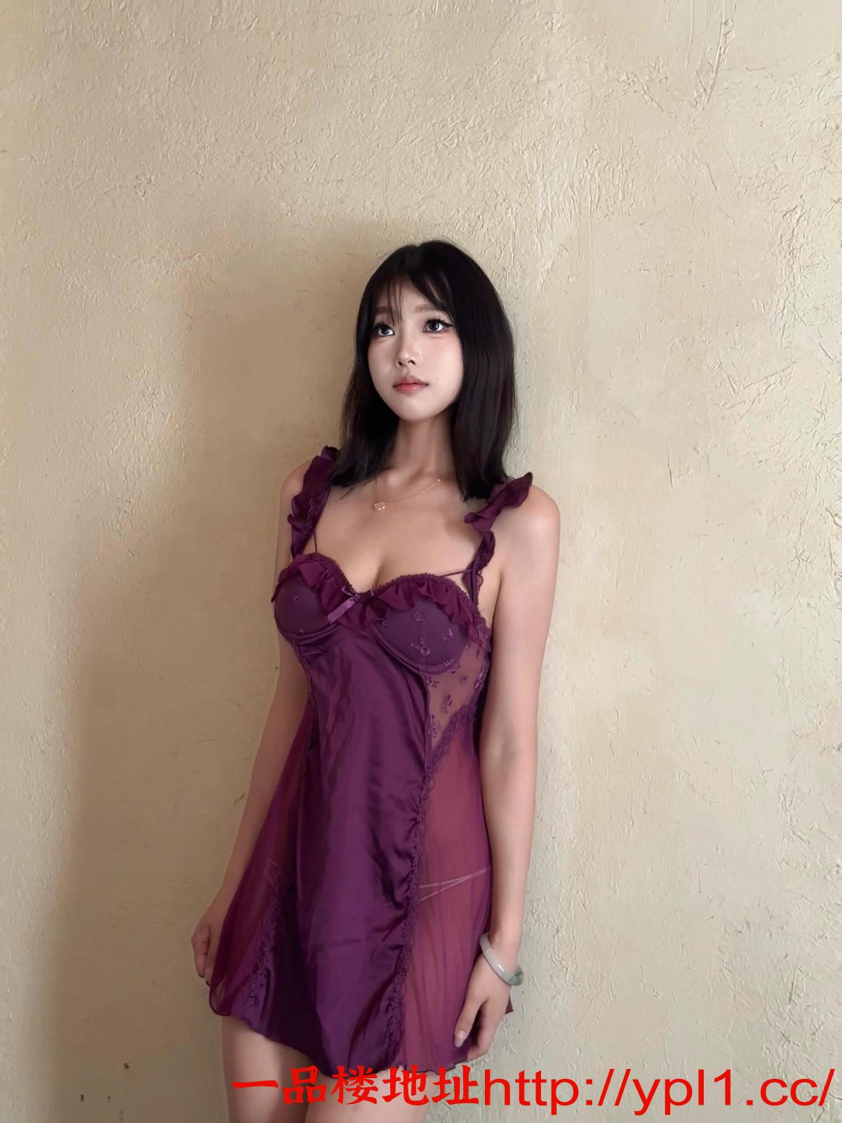 刚毕业的大学生逼紧身材好三点粉嫩