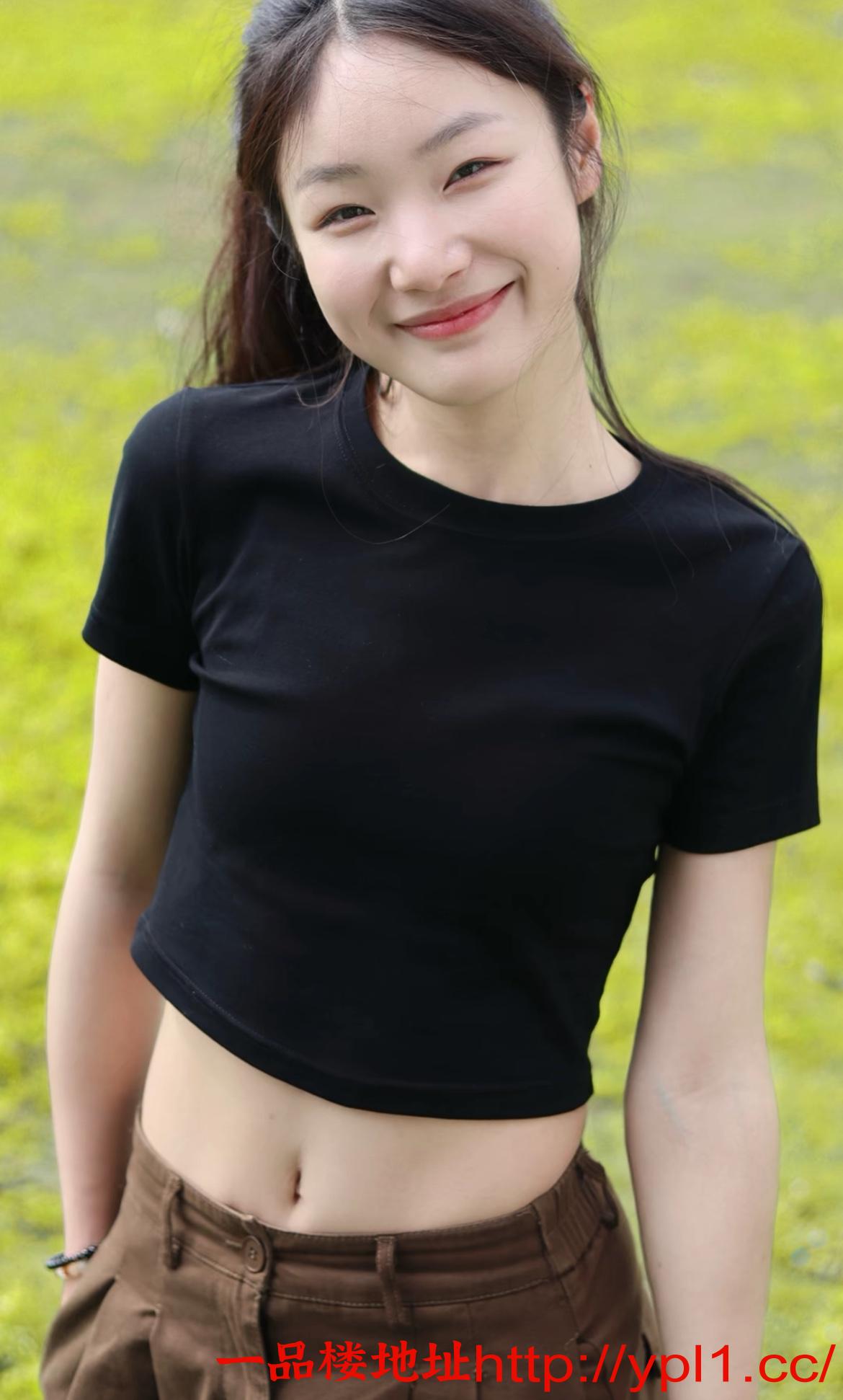 幼教老师笑起来很甜 声音超嗲