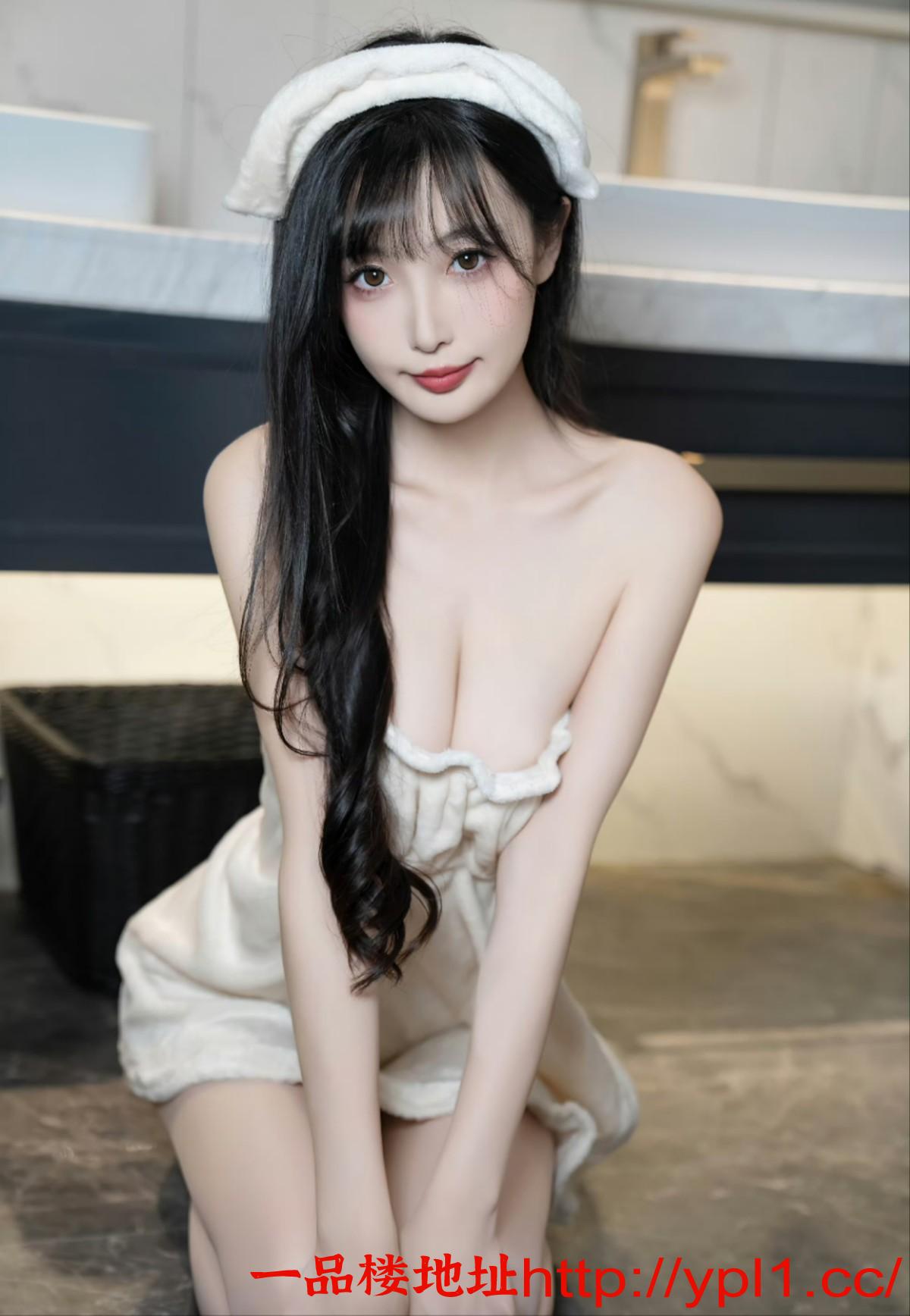 市 老师身材S蜜桃臀可颜射易高潮