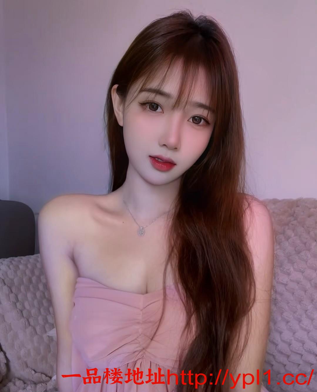 天河兼职小骚货穴紧水多服务还不错