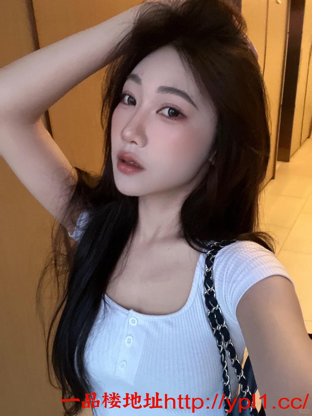 自做自聊小妹妹