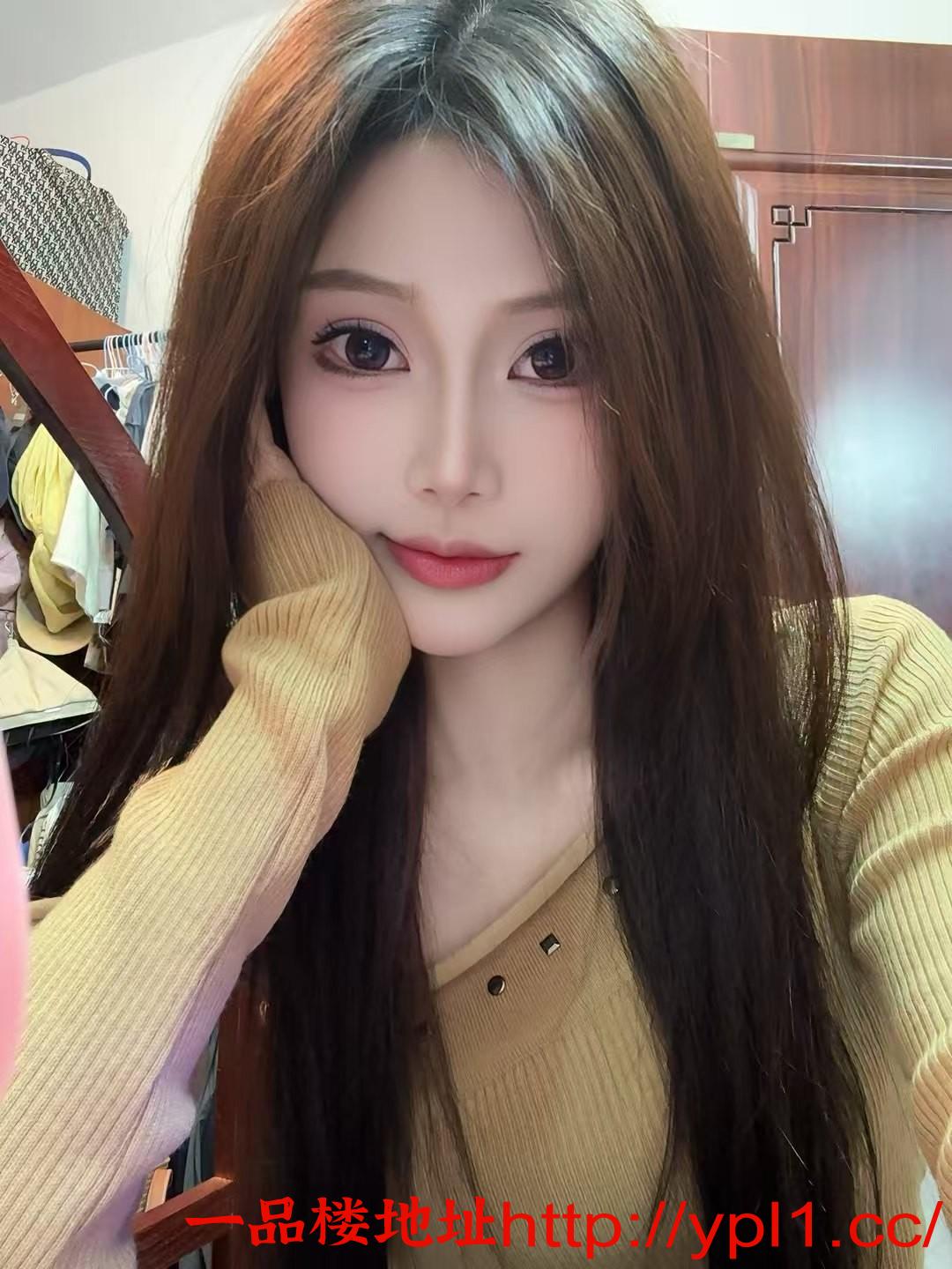 性感大奶小姐姐