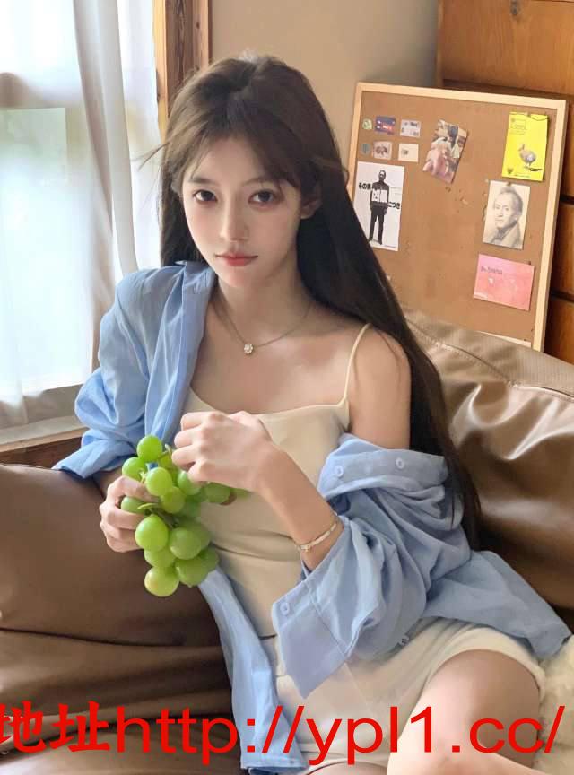 清纯粉乳可爱小学妹