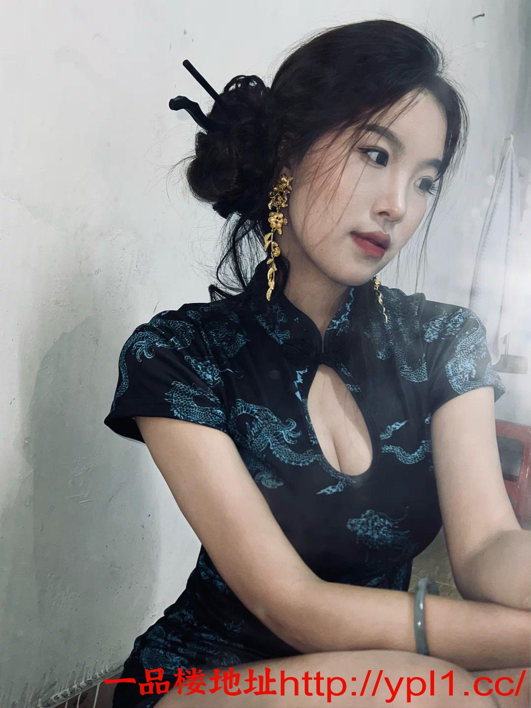 气质御姐花样多