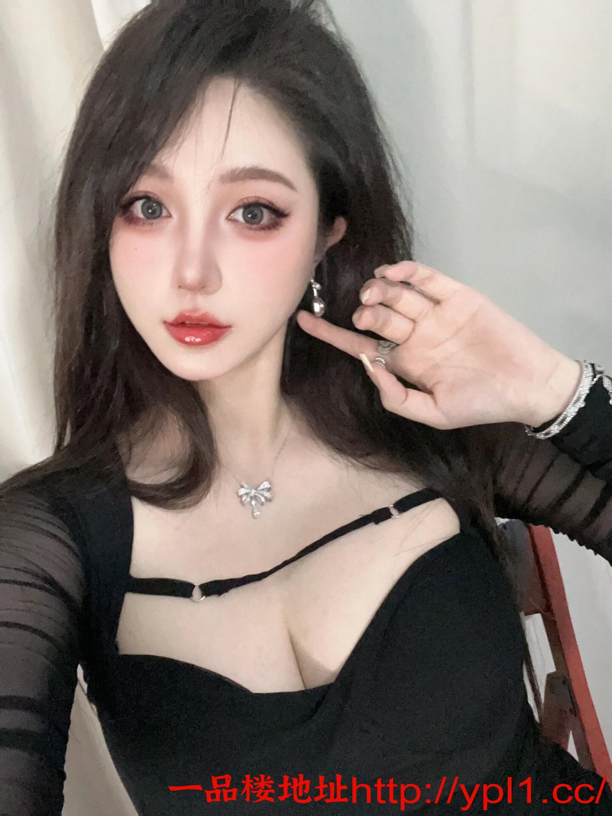 美女口活厉害可以吞精。