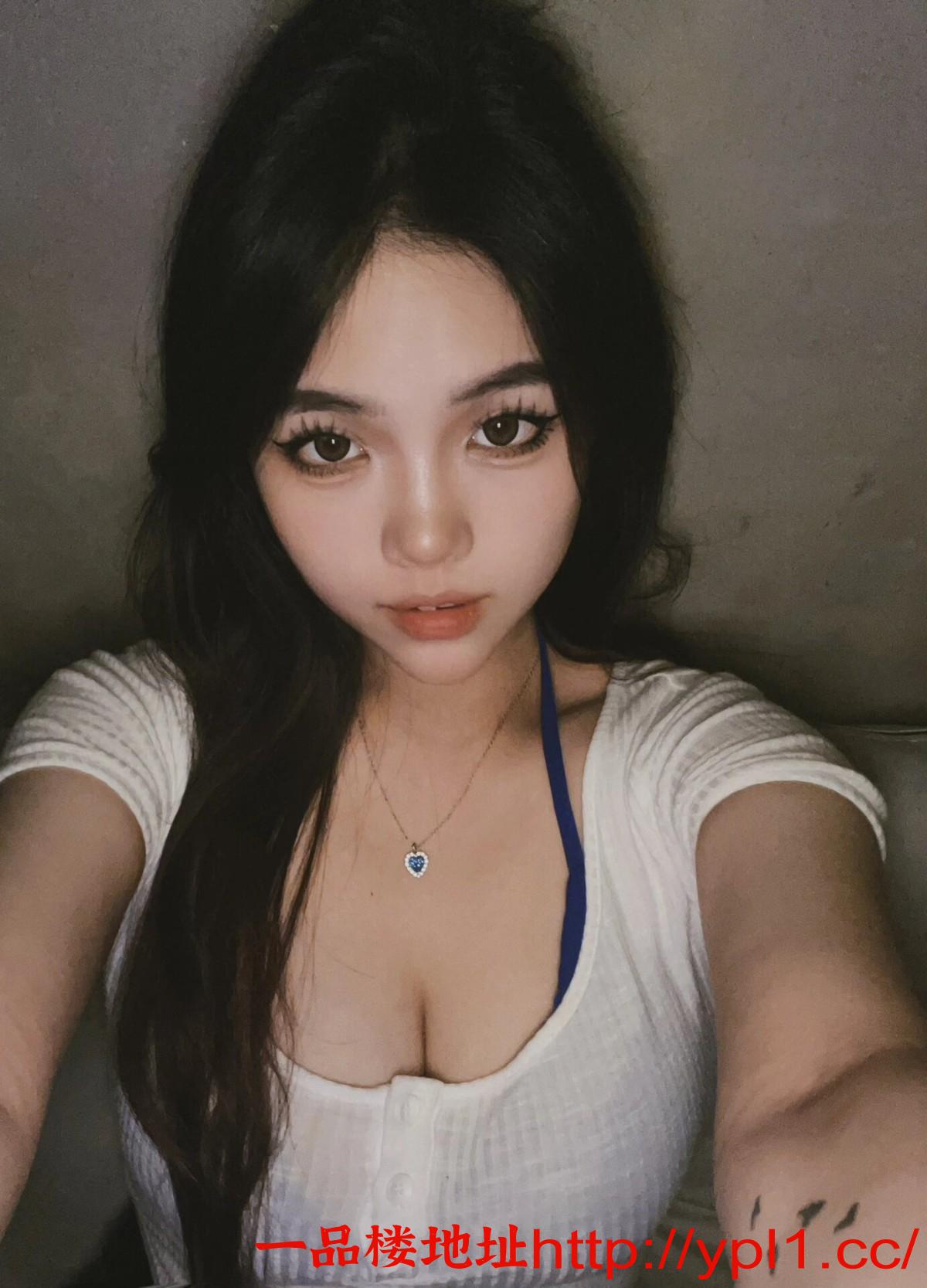 刚下海性欲强黑丝妹妹