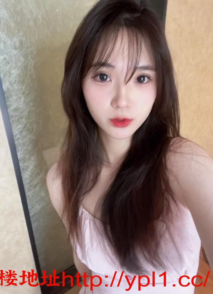 骚妹叫声销魂性感白嫩炮架水多