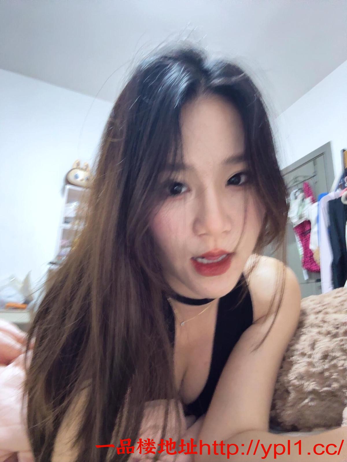 兼职粉嫩多汁湿润紧致的小骚货