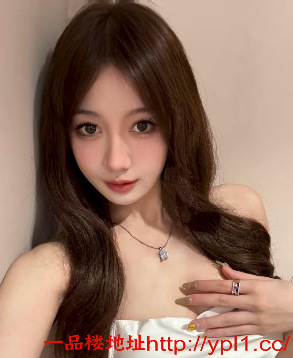 新人极品妹妹白美嫩