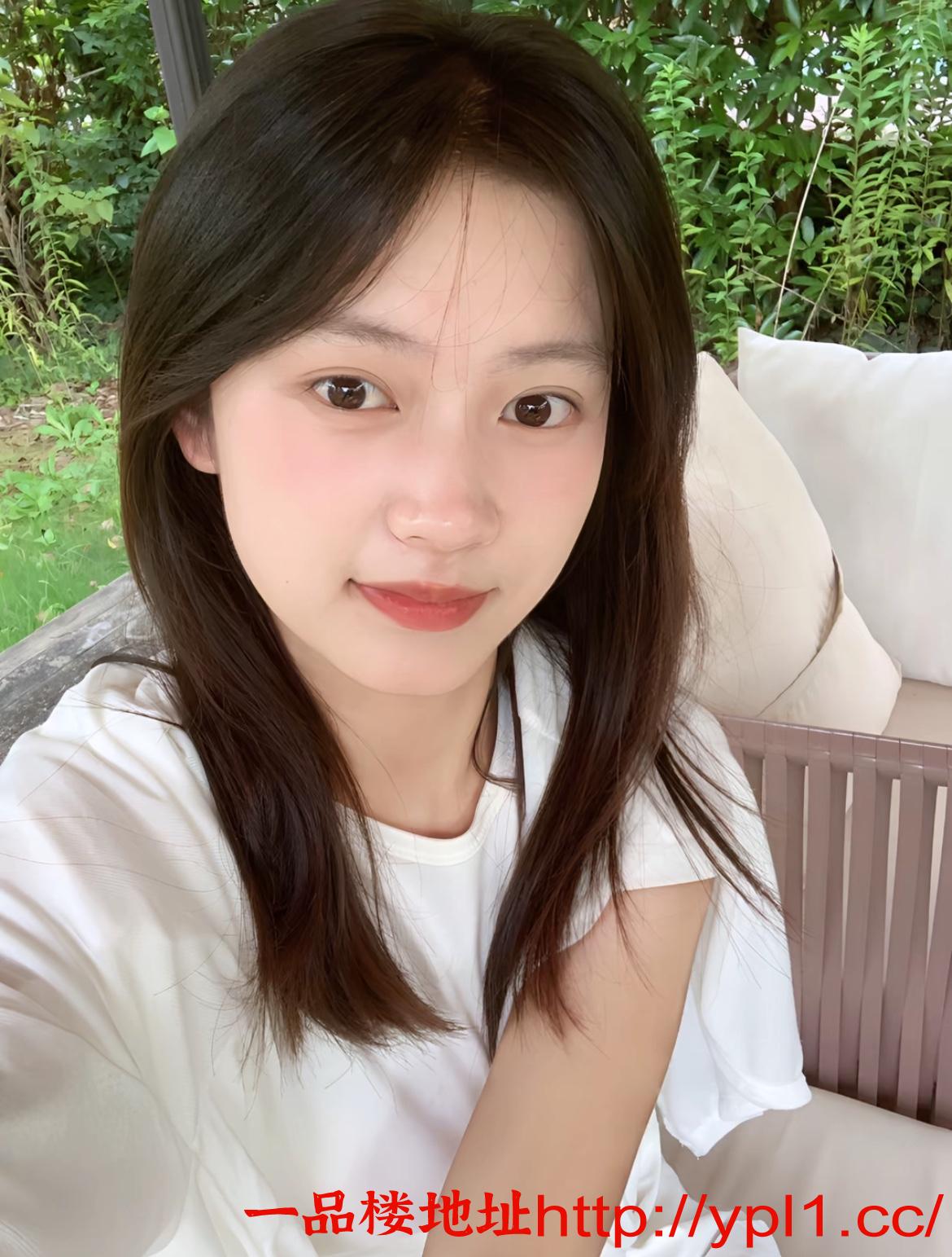 细肢大奶小蛋情趣玩的挺棒