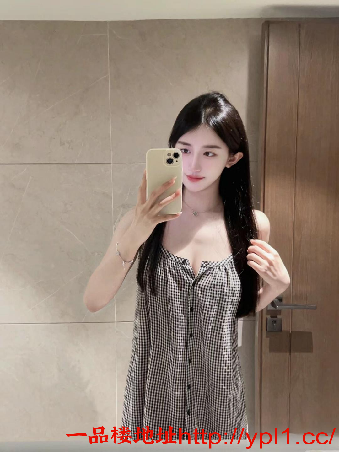 巨乳炮架子榨汁小骚货