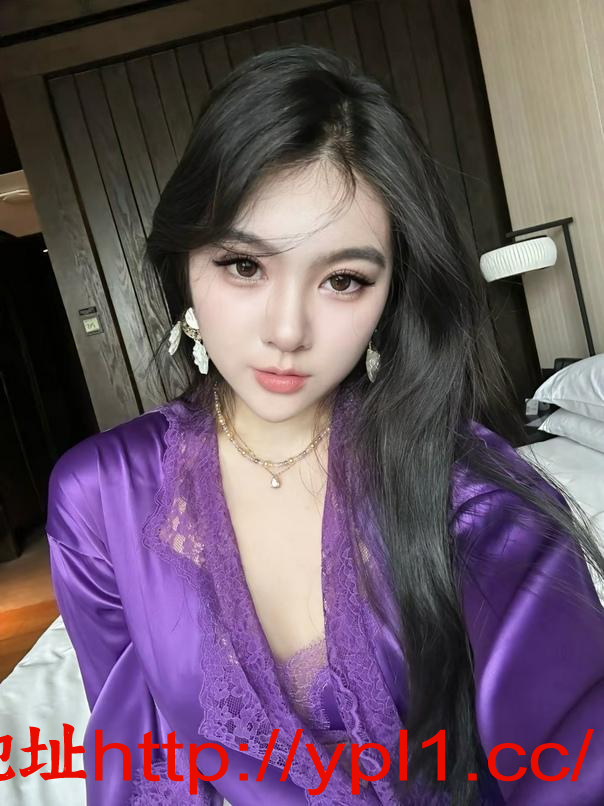 前凸后翘颜值萱萱