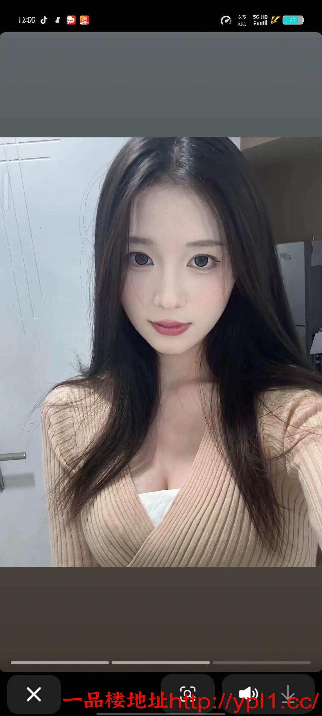 新茶年轻的肉体，后入屁股很弹，里面夜超紧