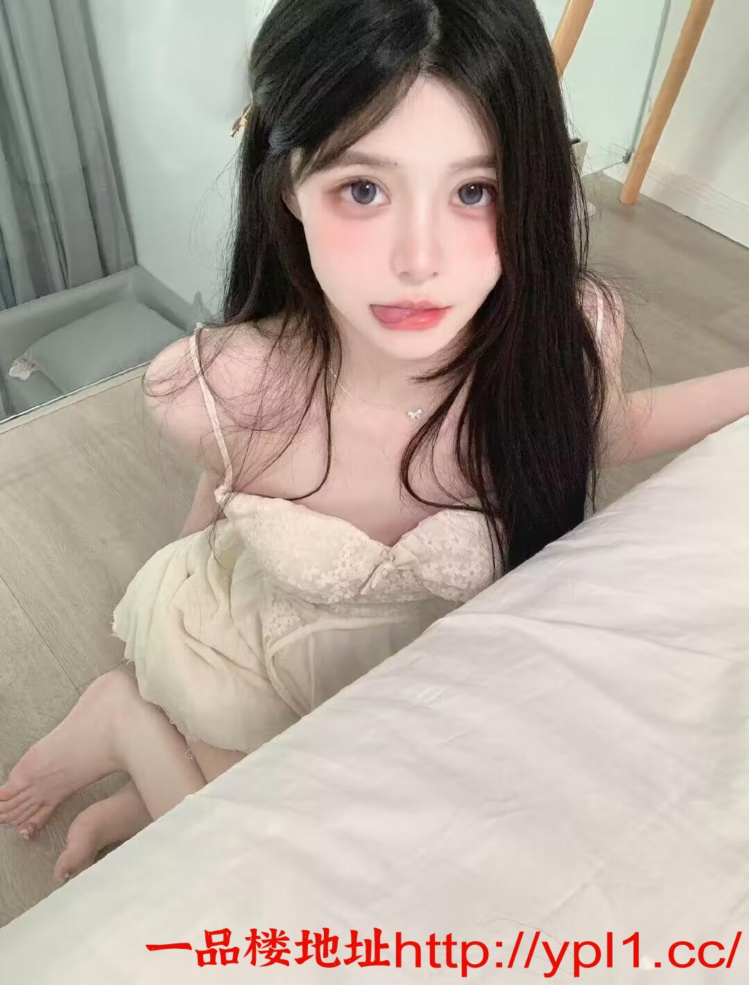 嫩学生有男友偷偷兼职