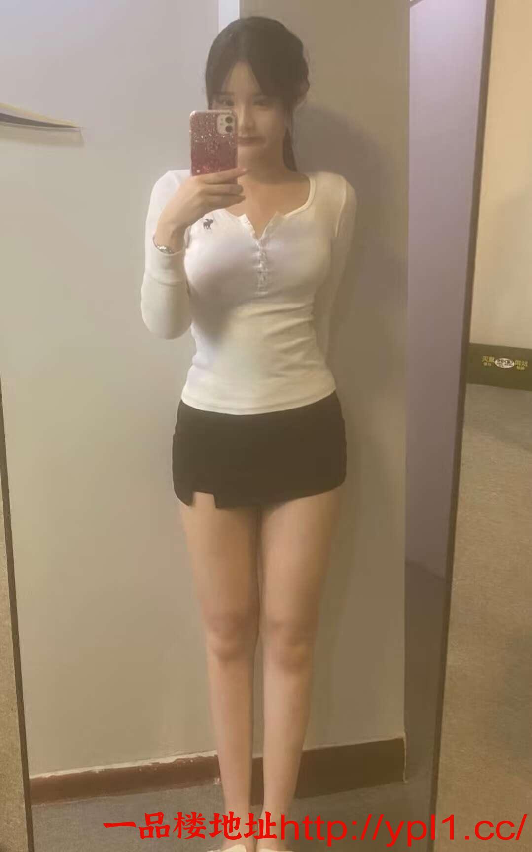 刚下海不久的小年轻